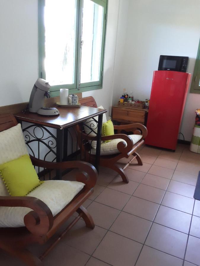 Hotel Le Tulear - Aux 4 Coins Du Monde à Saint Pierre Extérieur photo