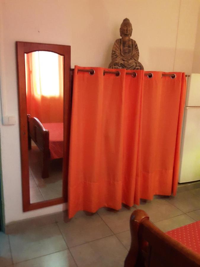 Hotel Le Tulear - Aux 4 Coins Du Monde à Saint Pierre Extérieur photo