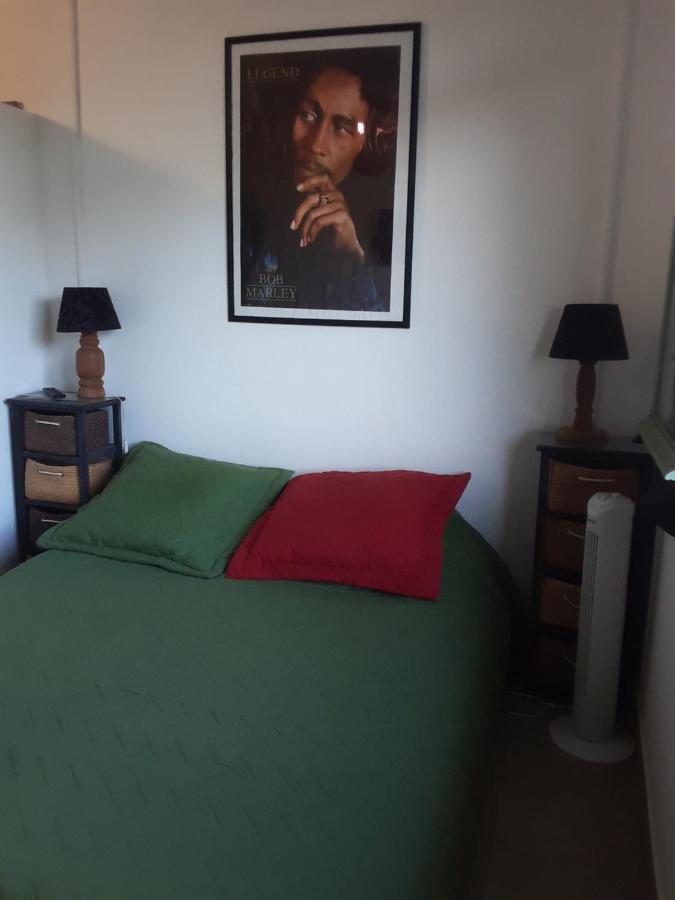 Hotel Le Tulear - Aux 4 Coins Du Monde à Saint Pierre Extérieur photo